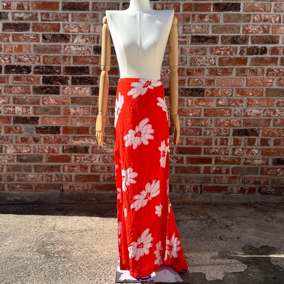 NWT Anthropologie+ Maeve plus size red floral maxi skirt / 24W - Picture 10 of 17